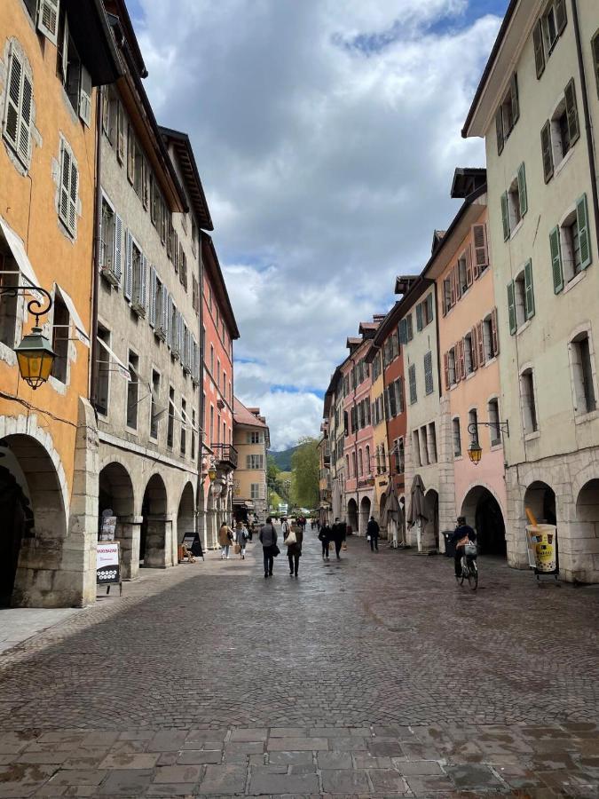Petit Cocon Au Coeur D'Annecy Apartment Exterior foto